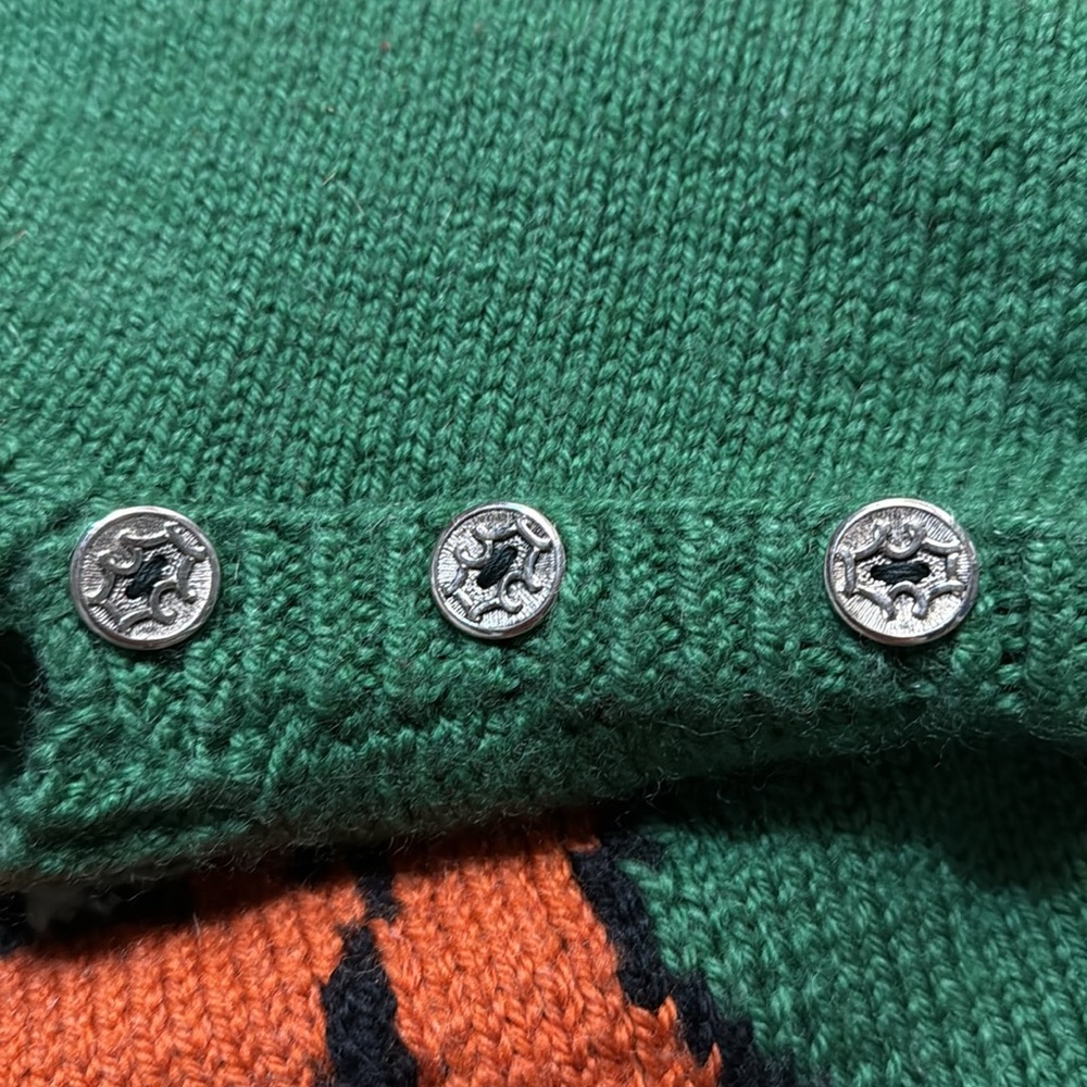 Handmade Sweater featuring Pluto - amazing!!! - Picture 3 of 7
